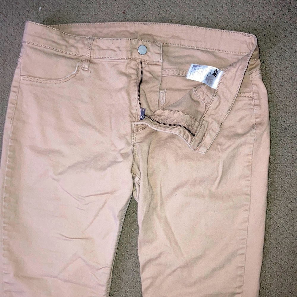 H&M khaki skinny jeans, size: 32, color: tan